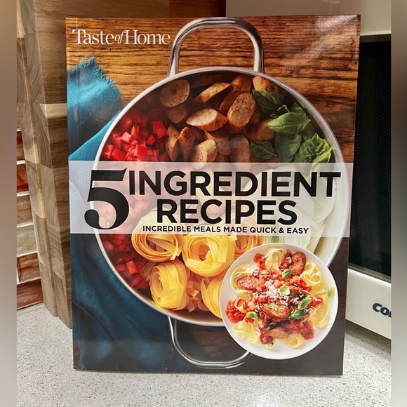 Taste of Home - 5 Ingredient Recipes Cookbook - Picture 1 of 2